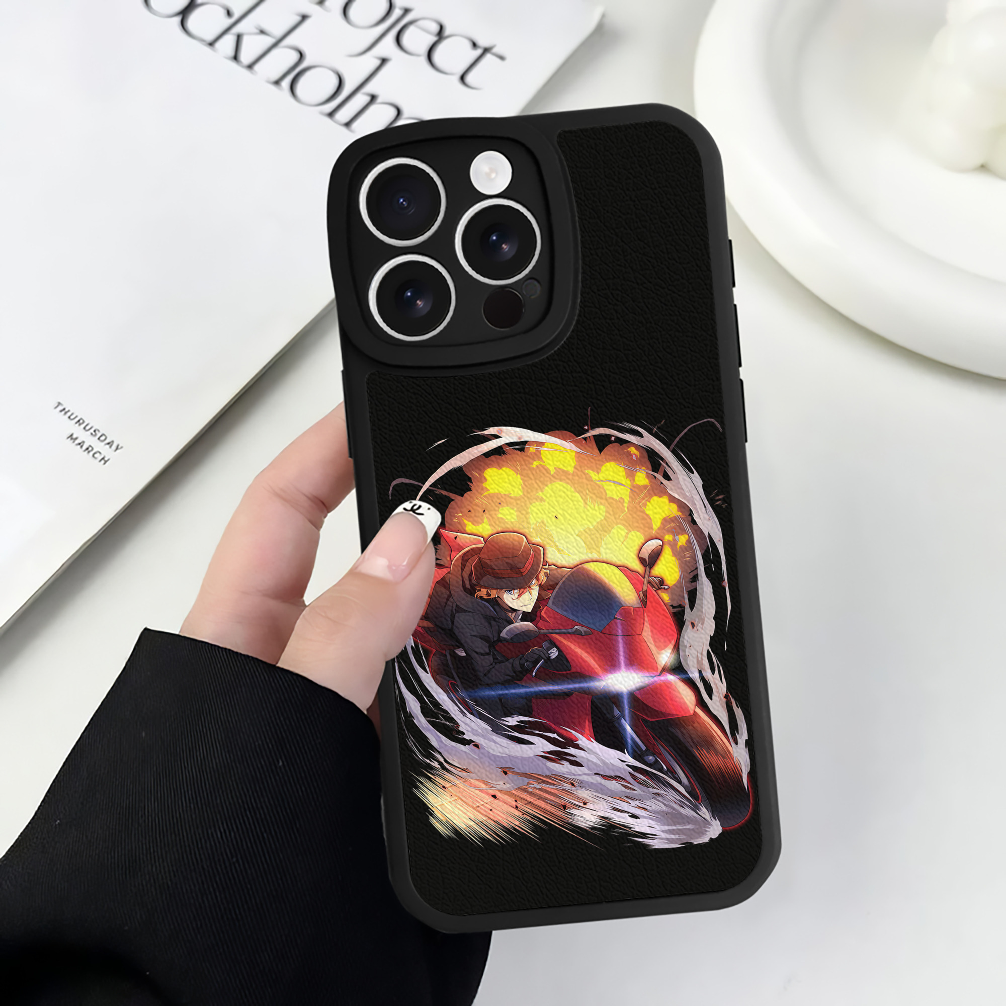 （画像用） 文豪ストレイドッグス Bungo Stray Dogs 【iPhone 16シリーズ対応】シリコンスマホケース（レザー調） 材質：シリコン